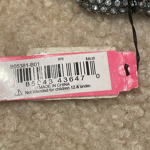 Betsy Johnson Bracelet - Picture 2 of 6